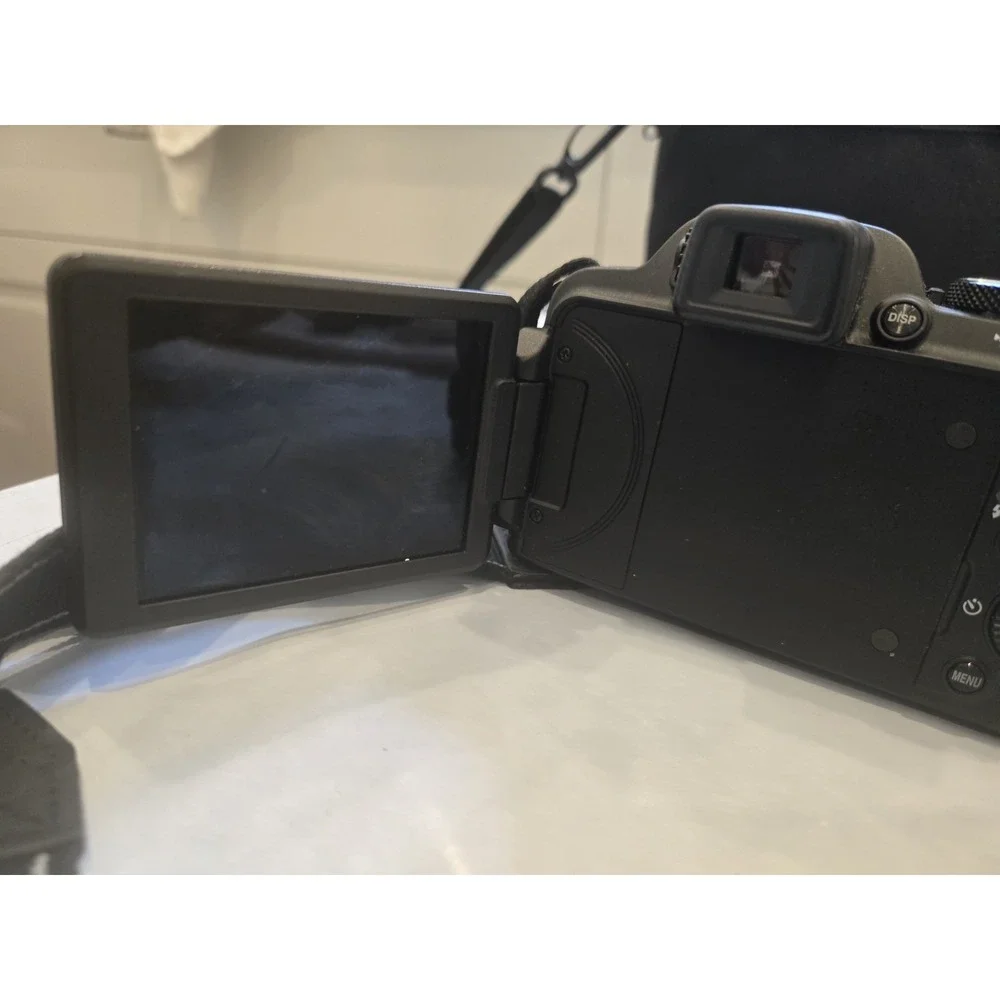 NIKON Coolpix P520 Digital Camera Black for PARTS/REPAIR - Black